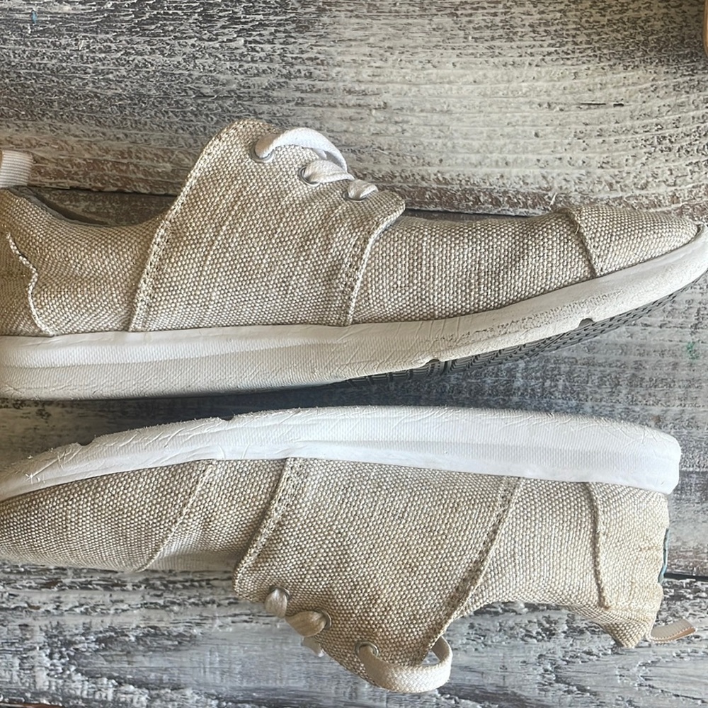 Toms tan sparkly sneakers